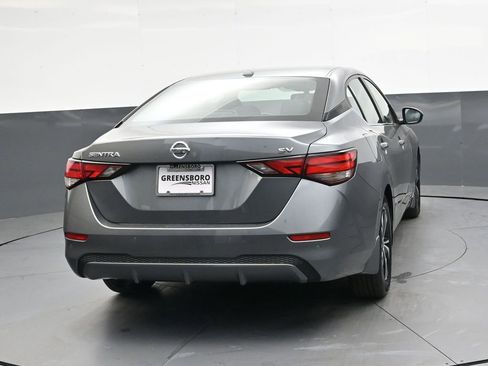 Used 2021 Nissan Sentra SV image 4