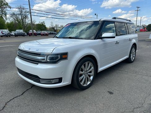 Used 2014 Ford Flex Limited w/ Equipment Group 303A AWD/4WD image 3