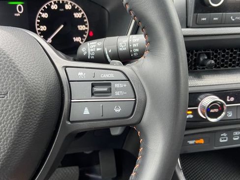 Used 2025 Honda CR-V Sport image 17