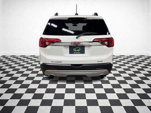 Certified 2018 GMC Acadia SLT image 8