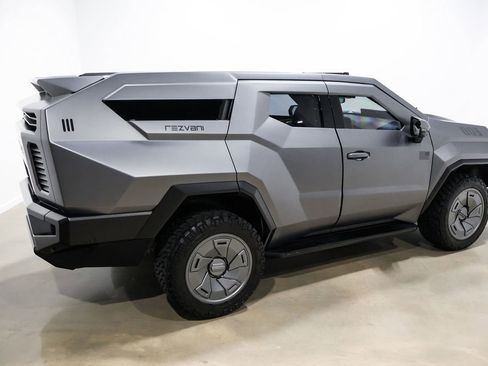 Used 2023 Cadillac Escalade Premium Luxury image 84