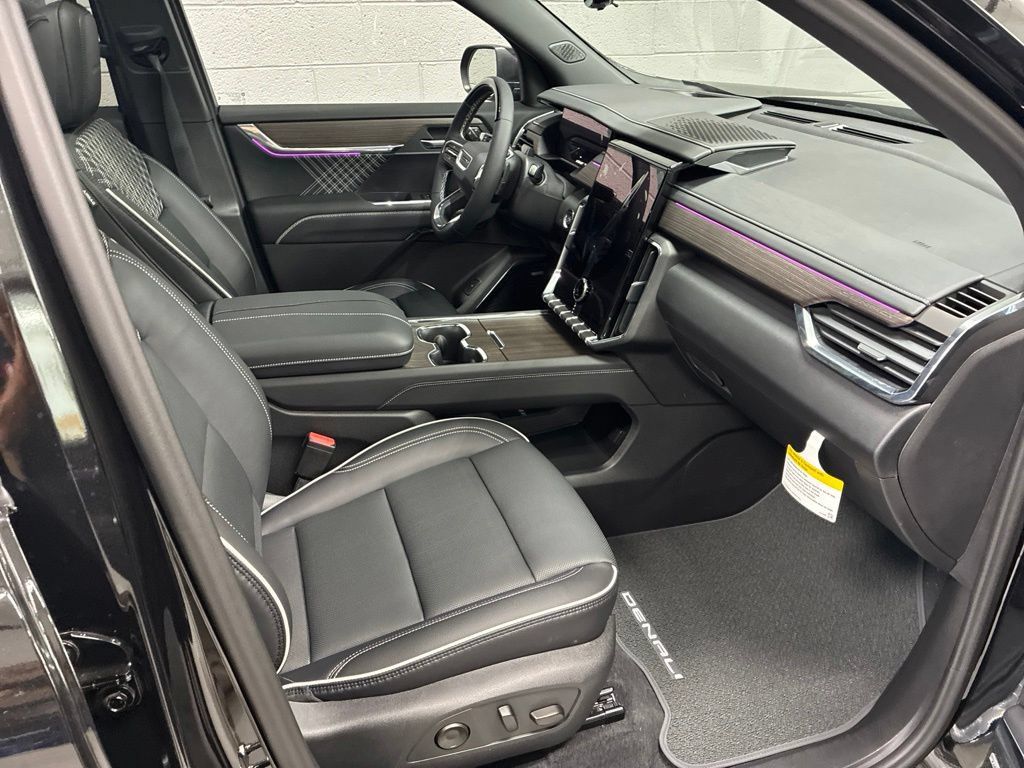 New 2027 GMC Acadia Denali AWD/4WD image 7