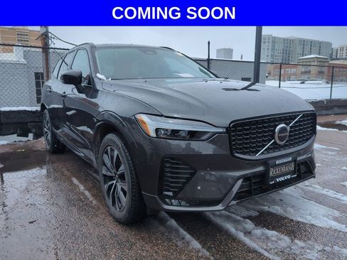 Used 2025 Volvo XC60 B5 Core AWD/4WD image 1