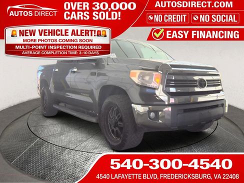 Used 2017 Toyota Tundra SR5 w/ SR5 Upgrade Package image 1