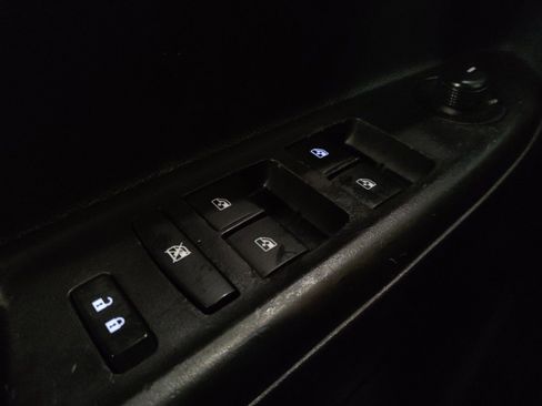 Used 2016 Chevrolet Spark LT image 27