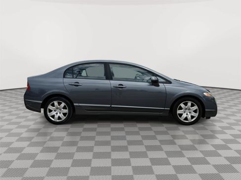 Used 2011 Honda Civic LX image 7