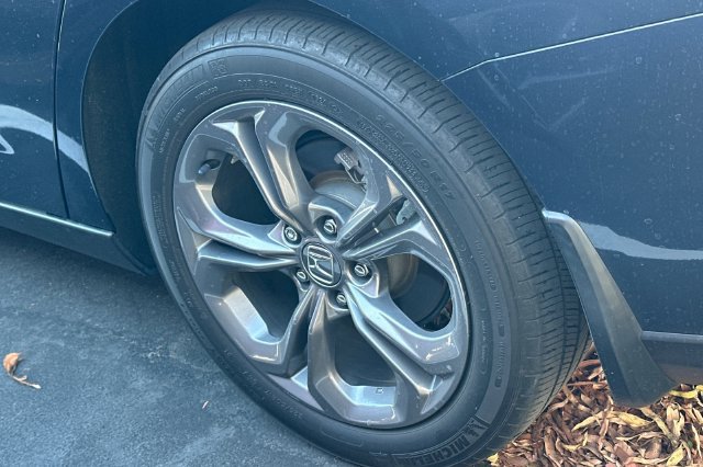 Certified 2024 Honda Accord EX image 4