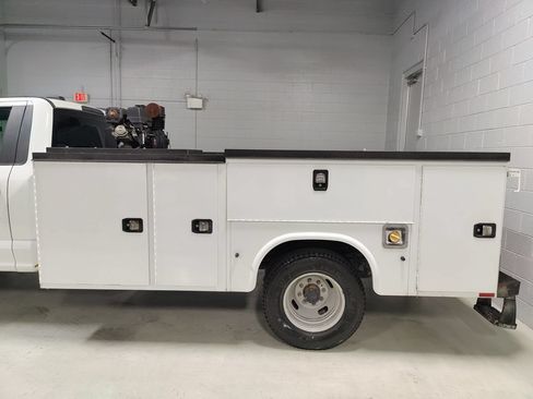 Used 2020 Ford F350 XL w/ Power Equipment Group RWD image 21