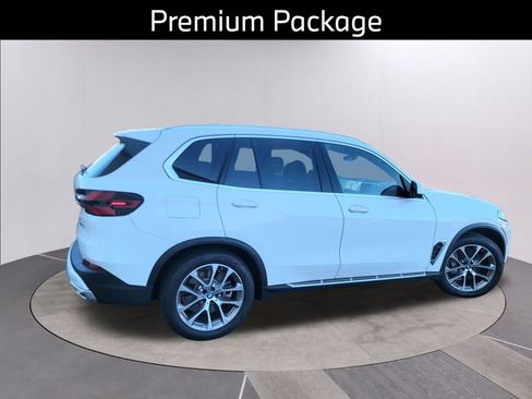 Used 2024 BMW X5 xDrive50e w/ Premium Package image 6