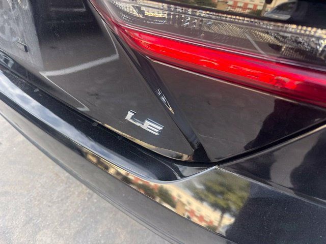 Used 2025 Toyota Camry LE w/ Convenience Package FWD image 4