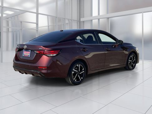 Certified 2024 Nissan Sentra SV FWD image 6