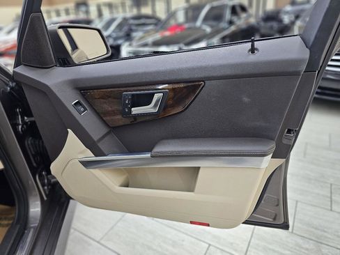 Used 2013 Mercedes-Benz GLK 350 2WD image 38