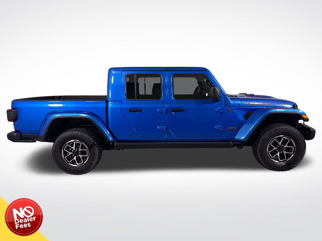 Used 2025 Jeep Gladiator Rubicon AWD/4WD image 2