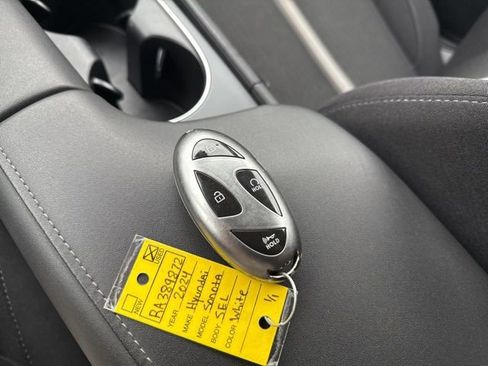 Used 2024 Hyundai Sonata SEL FWD image 31