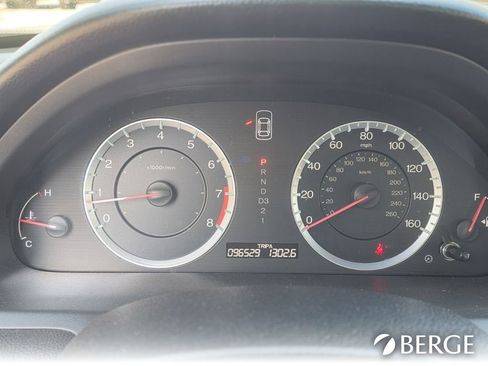 Used 2011 Honda Accord EX-L image 24