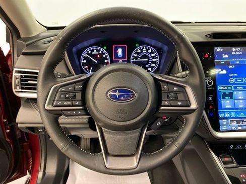 Used 2025 Subaru Outback Limited AWD/4WD image 16