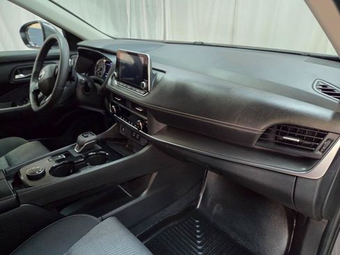 Used 2025 Nissan Rogue SV AWD/4WD image 20