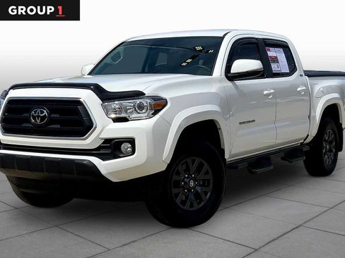 Used 2023 Toyota Tacoma SR5 w/ Technology Package image 1