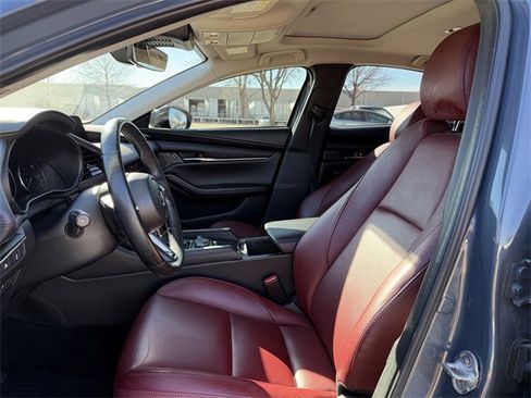 Used 2024 MAZDA MAZDA3 s image 31