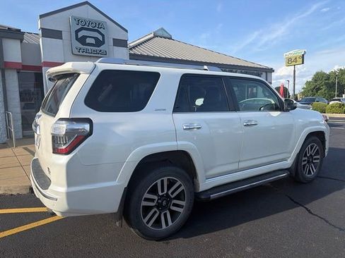 Used 2018 Toyota 4Runner Limited AWD/4WD image 16