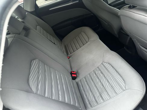 Used 2016 Ford Fusion S image 12