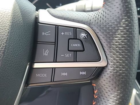 Used 2024 Toyota Sienna XSE FWD image 12