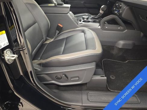 New 2026 Ford Bronco Outer Banks w/ Sasquatch Package AWD/4WD image 11