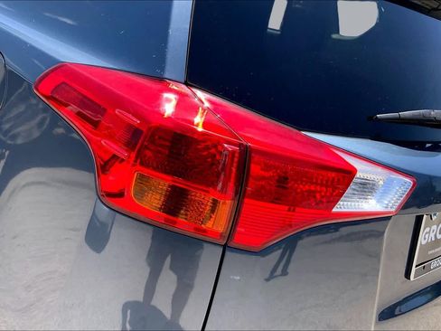 Used 2014 Toyota RAV4 XLE AWD/4WD image 27