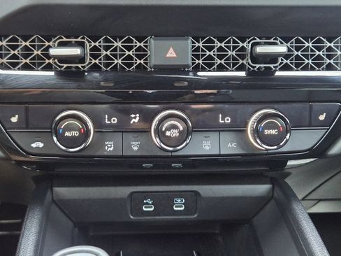 Used 2025 Honda Accord Sport image 9