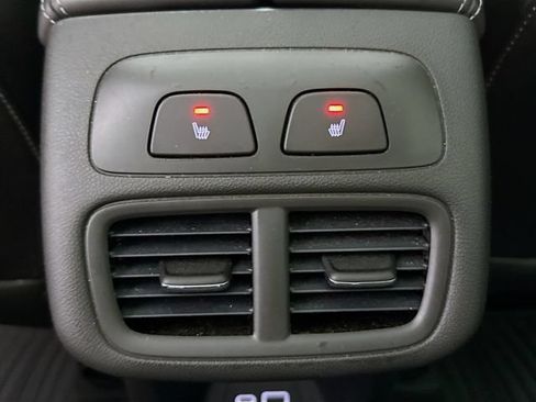 Used 2023 Buick Envision Avenir AWD/4WD image 26