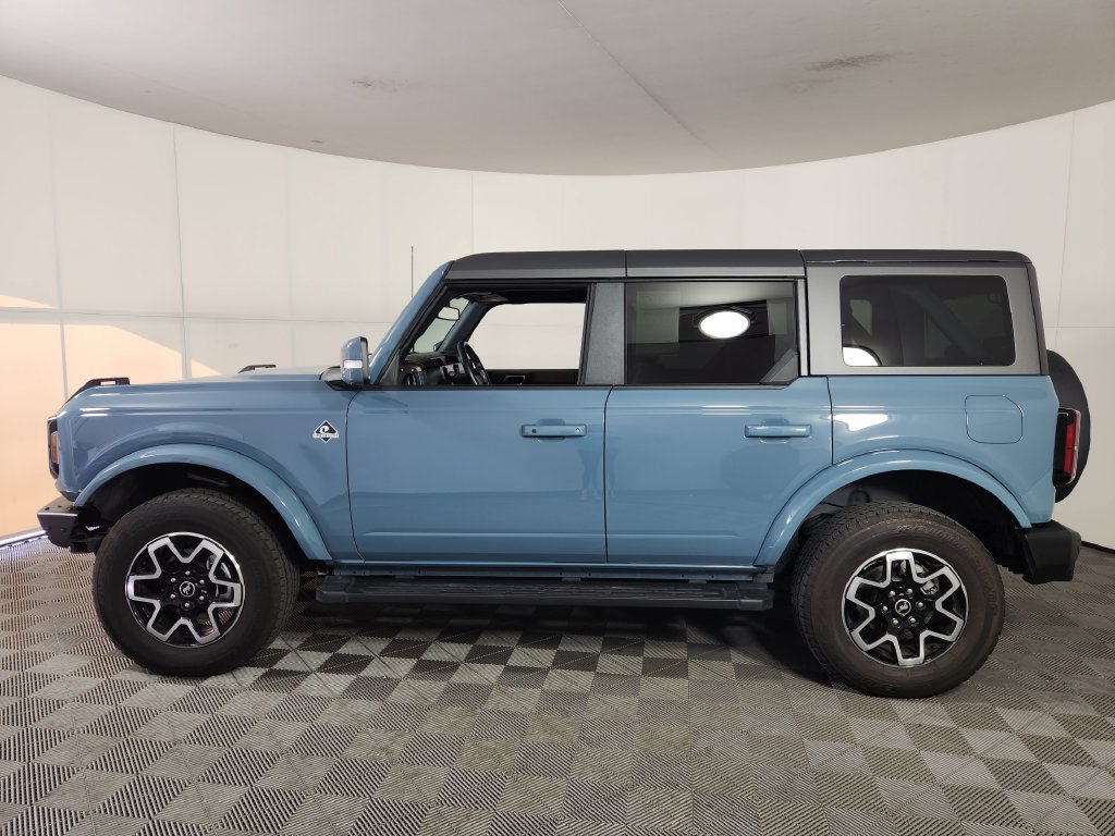Used 2022 Ford Bronco Outer Banks AWD/4WD image 4