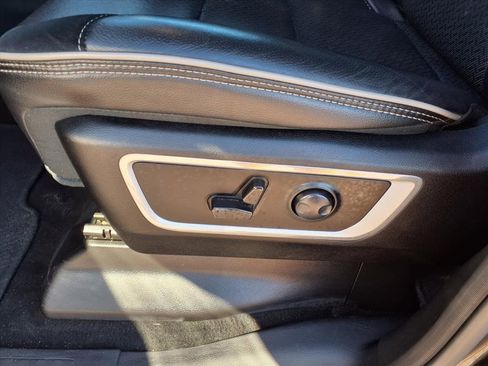 Used 2023 RAM 1500 Laramie image 24