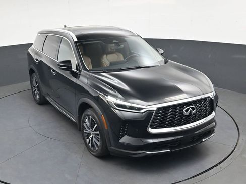 Used 2023 INFINITI QX60 Sensory w/ Vision Package AWD/4WD image 31
