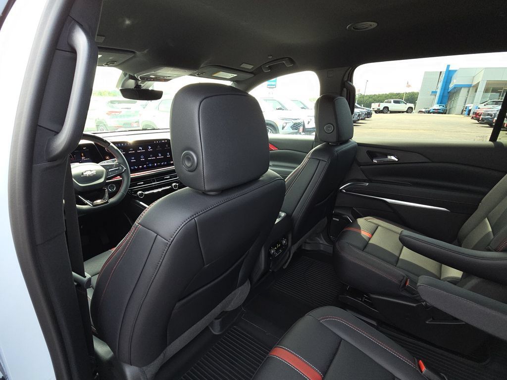 New 2026 Chevrolet Traverse RS FWD image 27