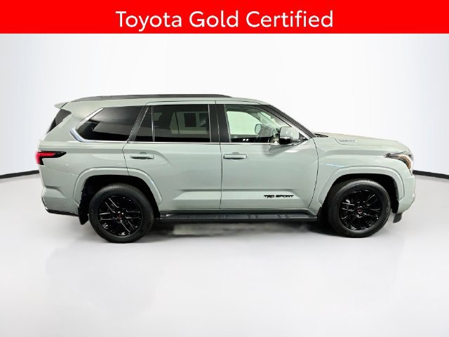 Used 2024 Toyota Sequoia SR5 AWD/4WD image 9