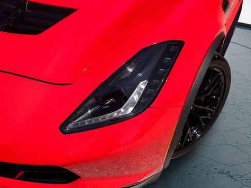 Used 2018 Chevrolet Corvette Z06 w/ Battery Protection Package RWD image 3