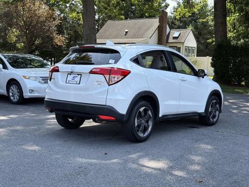 Used 2018 Honda HR-V EX-L image 8