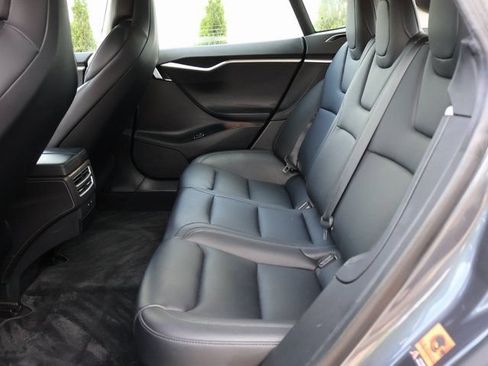 Used 2018 Tesla Model S 75D AWD/4WD image 16