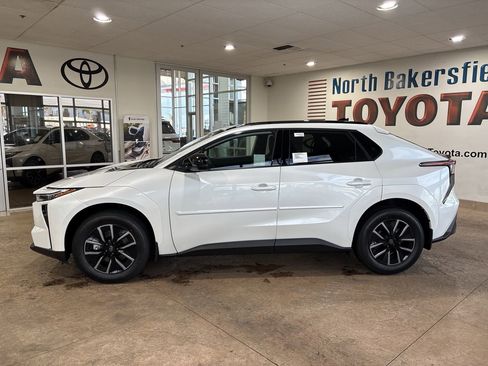 New 2026 Toyota bZ FWD image 7