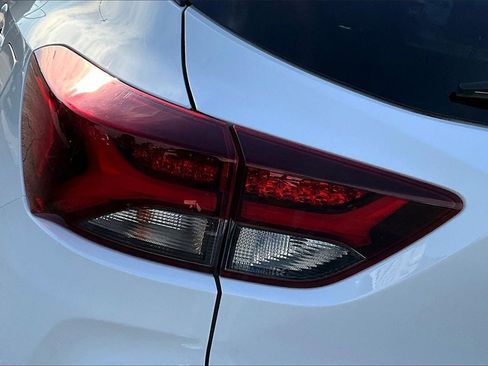 Used 2023 Chevrolet TrailBlazer ACTIV image 30