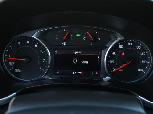 Used 2024 Chevrolet Equinox Premier AWD/4WD image 11