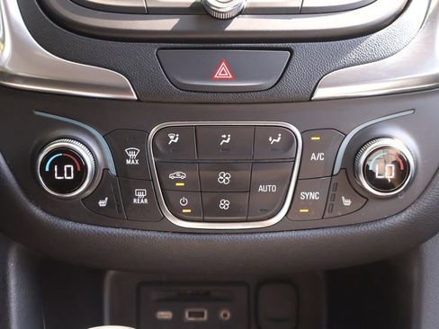 Certified 2021 Chevrolet Equinox Premier w/ Redline Edition image 19