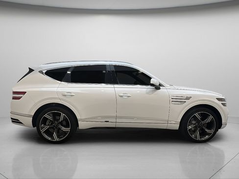 Certified 2026 Genesis GV80 3.5T Prestige AWD/4WD image 8