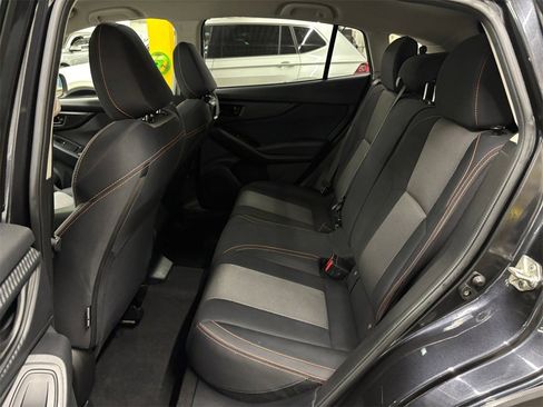 Used 2019 Subaru Crosstrek 2.0i Premium w/ Eyesight System image 14