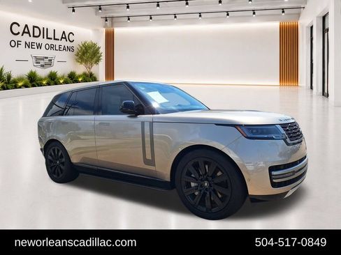 Used 2025 Land Rover Range Rover SE AWD/4WD image 1
