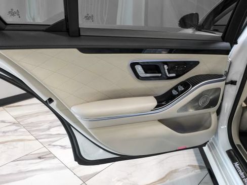 Used 2022 Mercedes-Benz S 580 4MATIC Sedan image 41