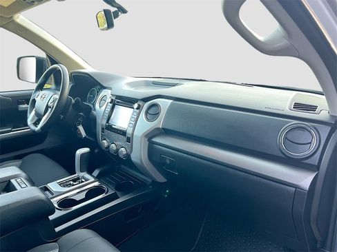 Used 2015 Toyota Tundra SR5 image 27