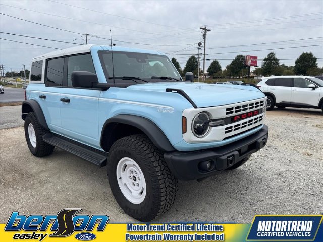 Used 2025 Ford Bronco Heritage Edition AWD/4WD image 1