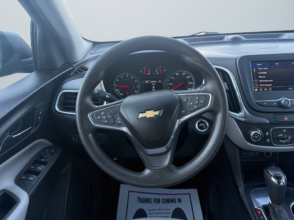 Used 2020 Chevrolet Equinox LS w/ LS Convenience Package FWD image 12