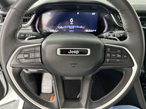 Used 2023 Jeep Grand Cherokee L Laredo AWD/4WD image 22